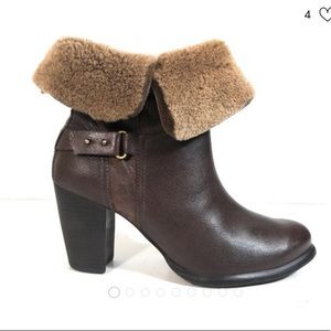 NWOT Ugg Jayne Women Brown Ankle Boot Size 9